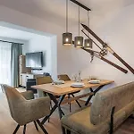 Alpenparks & Taxacher 5* Кирхберг