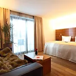 Alpenparks & Taxacher Отель 5*