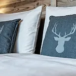 Hotel Alpenparks & Taxacher
