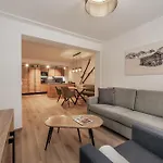 Alpenparks & Taxacher 5* Кирхберг
