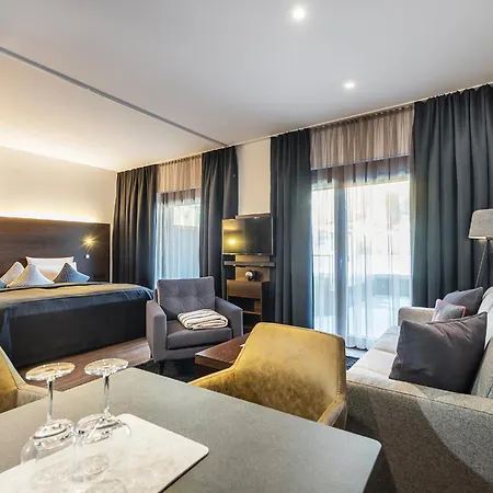 Alpenparks & Taxacher 5* Kirchberg in Tirol