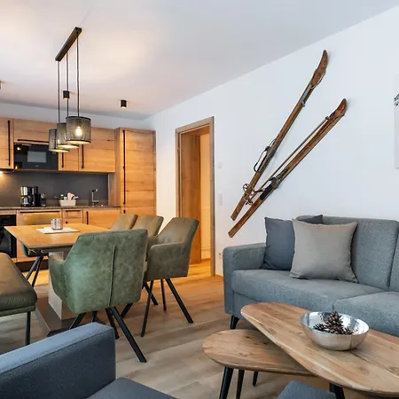 Hotel Alpenparks Hotel&apartment Taxacher