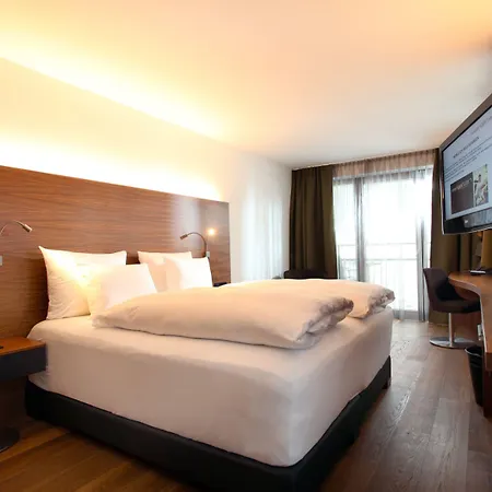 酒店 Alpenparks & Taxacher