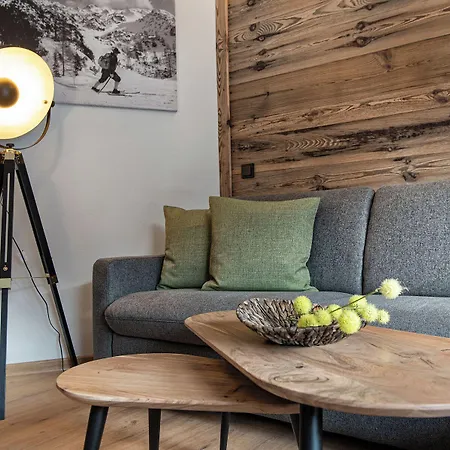 Hotel Alpenparks Hotel&apartment Taxacher Kirchberg in Tirol