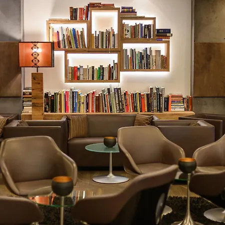 Hotel Alpenparks & Taxacher