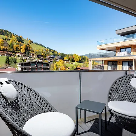 Hotel Alpenparks & Taxacher Kirchberg in Tirol