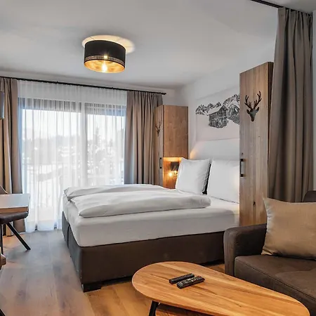 Hotel Alpenparks & Taxacher Kirchberg in Tirol