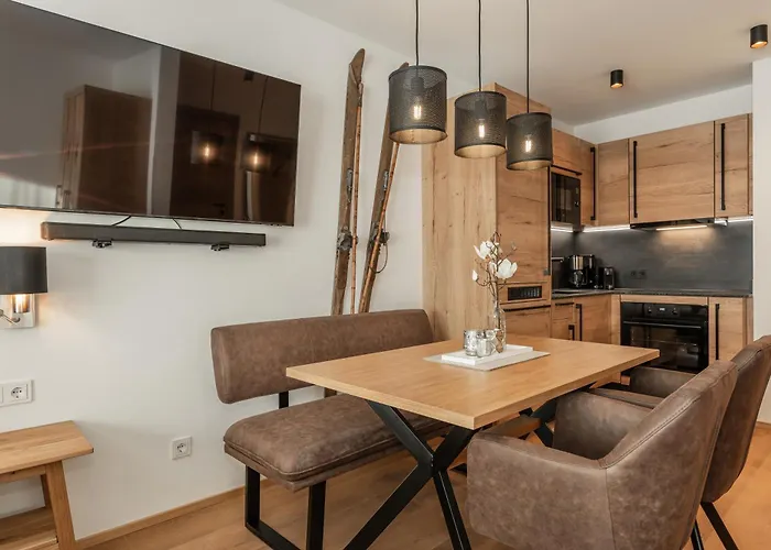 Alpenparks & Taxacher