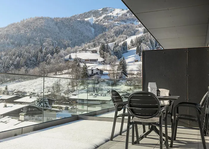 Hotel Alpenparks & Taxacher 5*