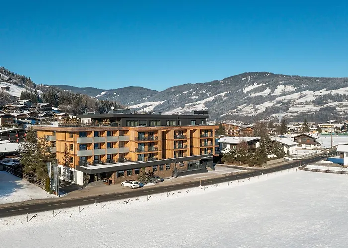 Hotel Alpenparks & Taxacher Kirchberg in Tirol