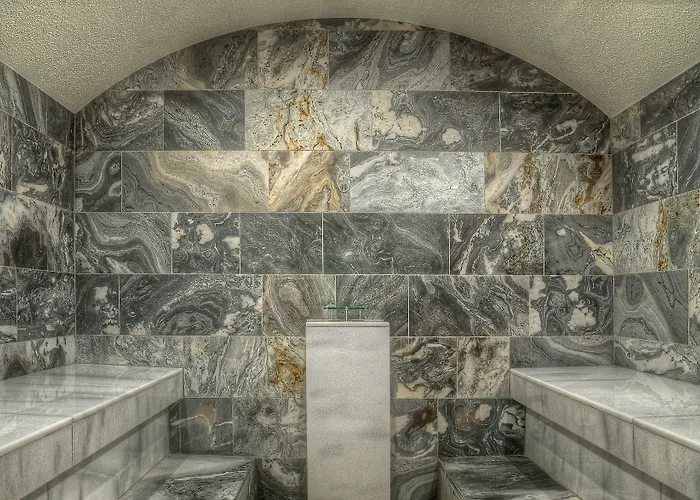 Alpenparks & Taxacher 5*