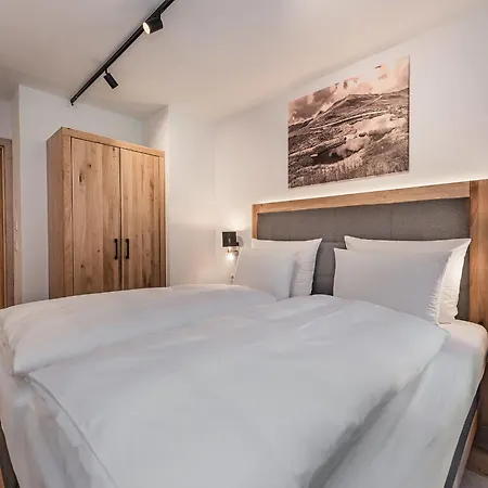 Alpenparks Hotel&apartment Taxacher