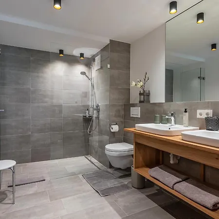 Alpenparks Hotel&apartment Taxacher Hotel 5*