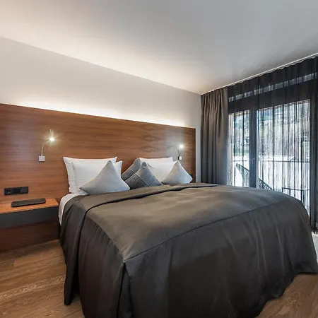 Alpenparks Hotel&apartment Taxacher