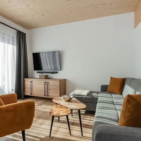 Alpenparks & Taxacher 5*