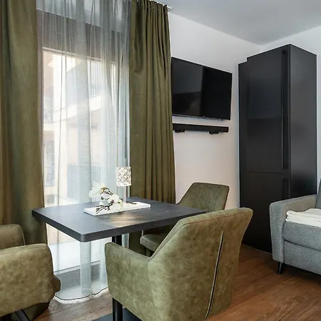 Alpenparks Hotel&apartment Taxacher Kirchberg in Tirol